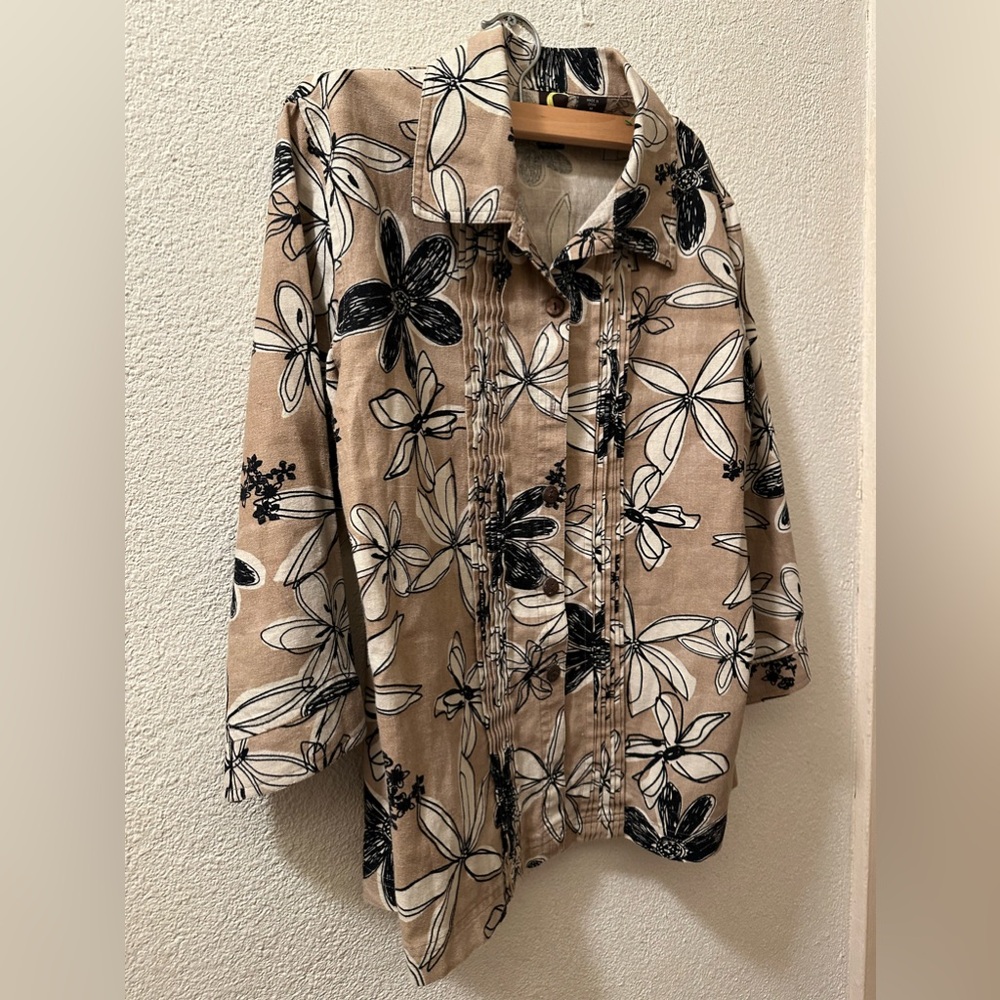 Spartelle  Blouse Women Linen Blend Floral Button Up 3/4 Sleeves Tan/Brown Sz M